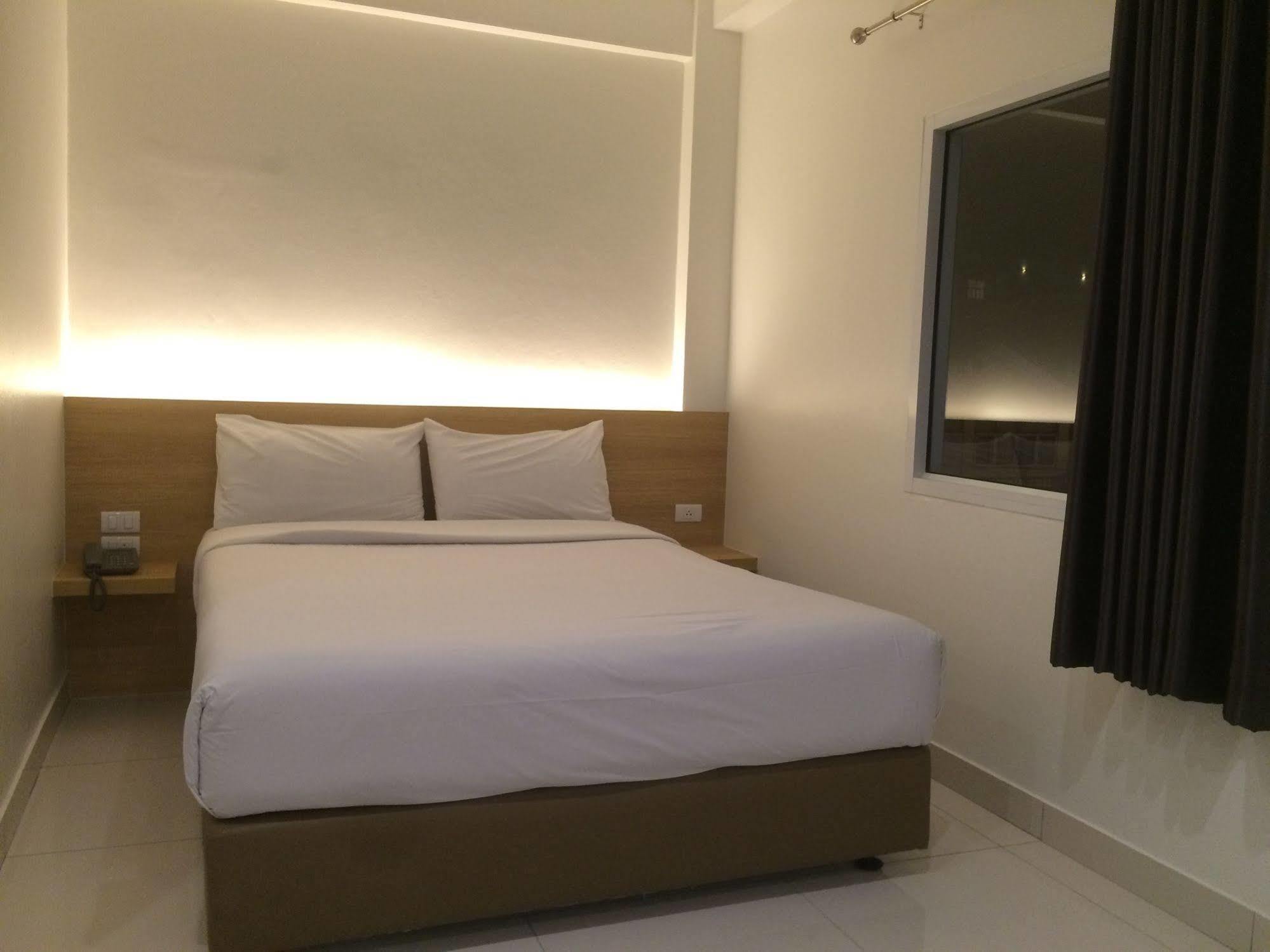 Hotel Bedtime Pattaya Exterior foto