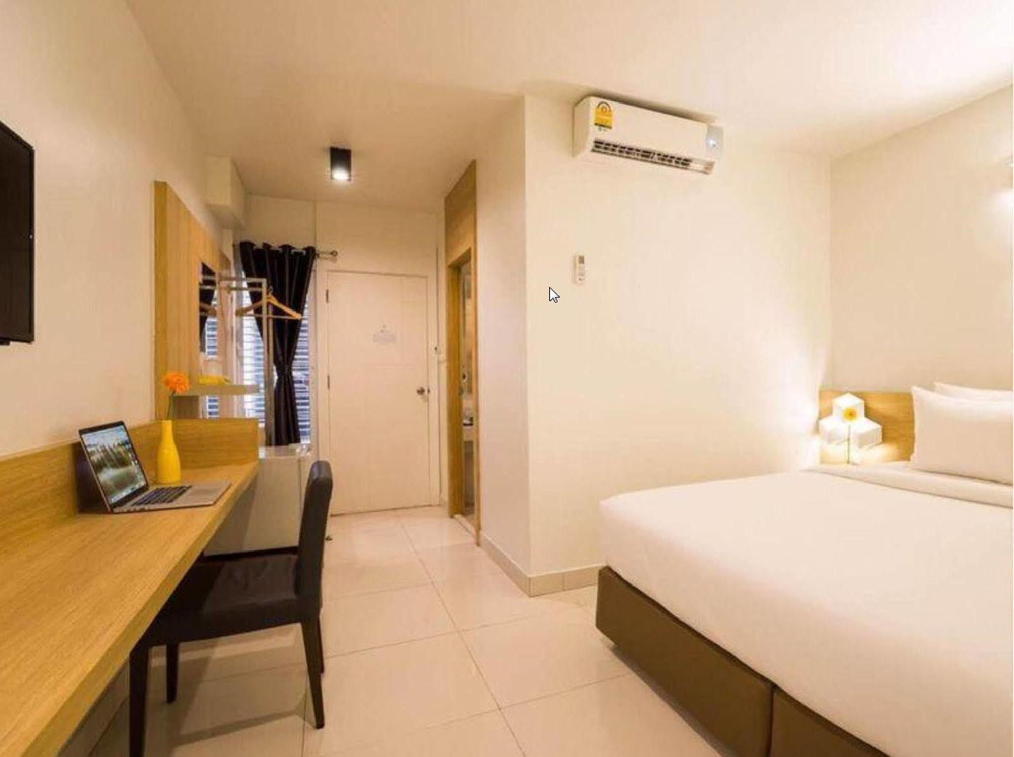 Hotel Bedtime Pattaya Exterior foto