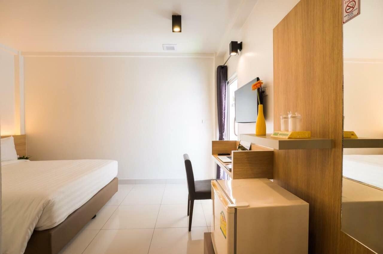 Hotel Bedtime Pattaya Exterior foto